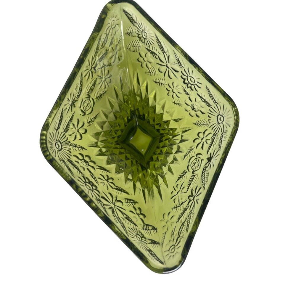 Vtg Indiana Avocado Green‎ Glass Diamond Pedestal Dish Floral Embossed Design